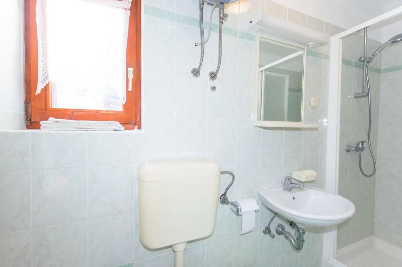 Beautiful Rustical Apt Ana In The Heart Of Rovinj Appartement
