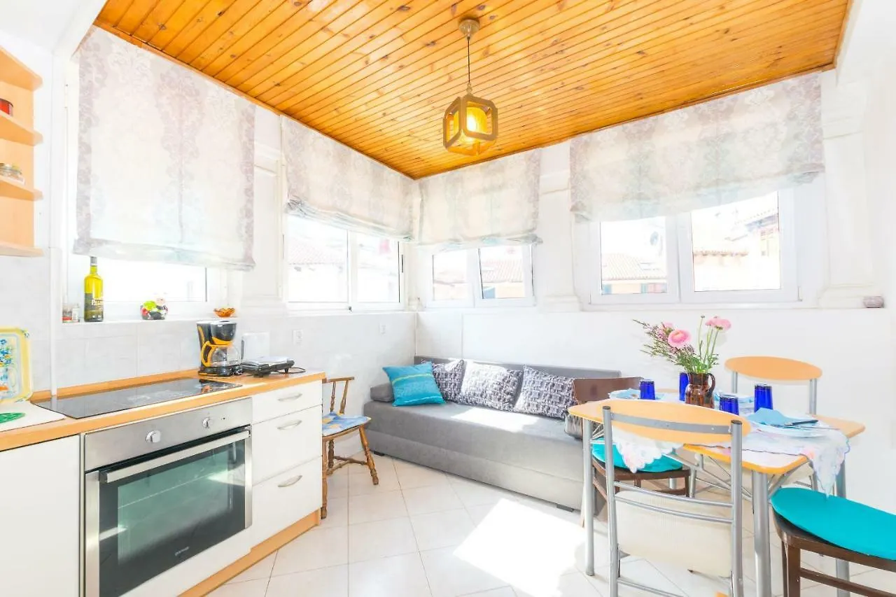 Beautiful Rustical Apt Ana In The Heart Of Rovinj