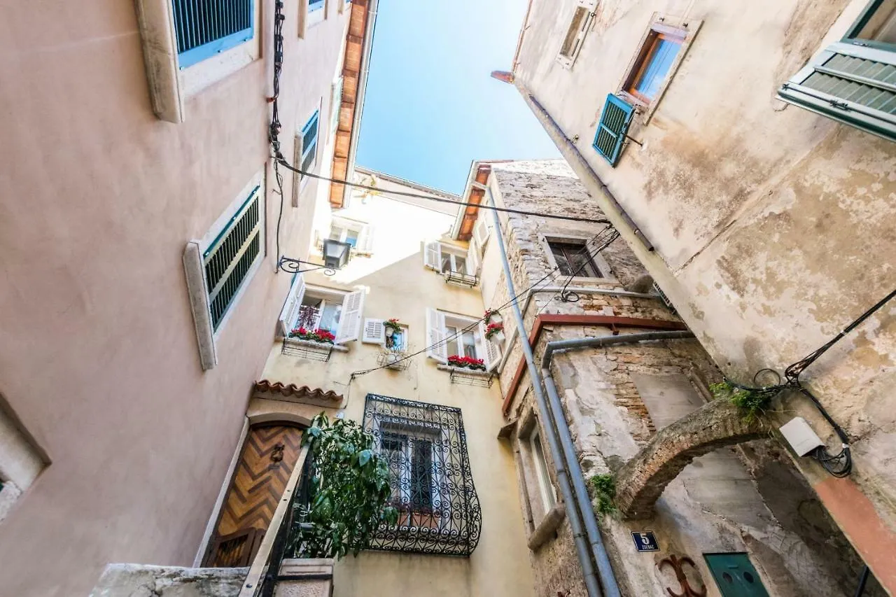 Apartment Beautiful Rustical Apt Ana In The Heart Of Rovinj Croatia