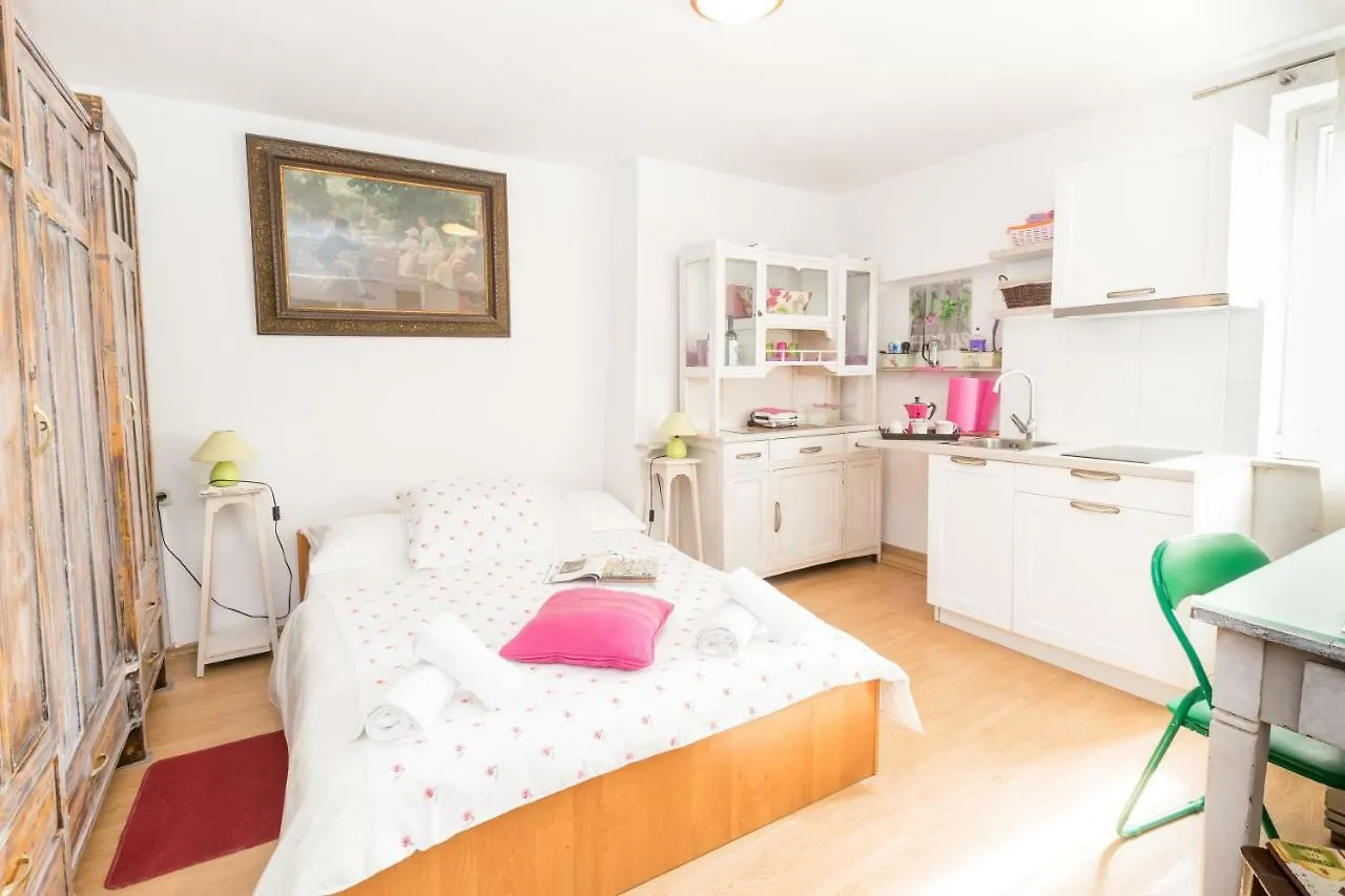 Apartment Beautiful Rustical Apt Ana In The Heart Of Rovinj